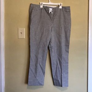 NWT The limited crop pants